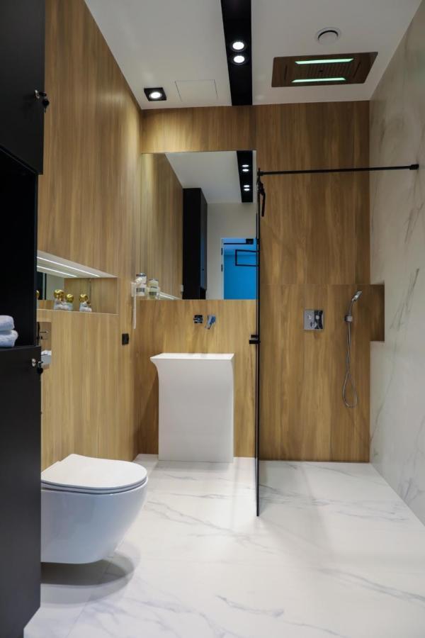 Apartament Ksiezycowy Z Jacuzzi Nowy Sacz Exterior photo