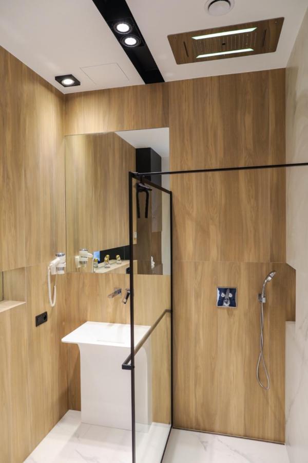 Apartament Ksiezycowy Z Jacuzzi Nowy Sacz Exterior photo